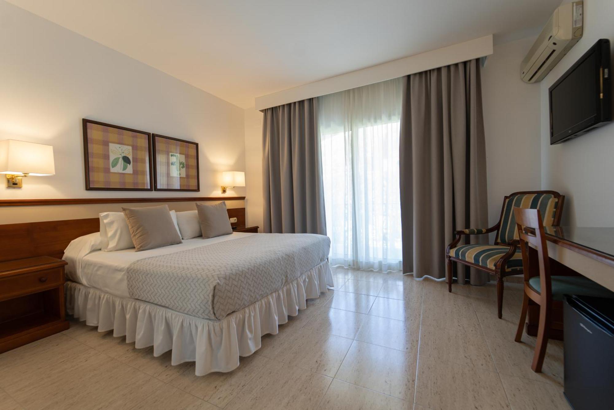 Hotel Piedra Paloma By Croma Estepona Exterior foto