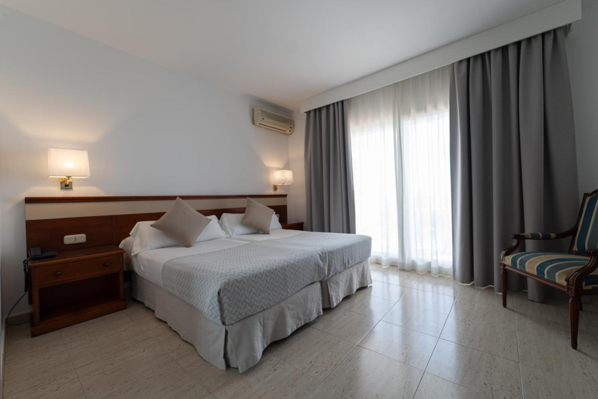 Hotel Piedra Paloma By Croma Estepona Exterior foto